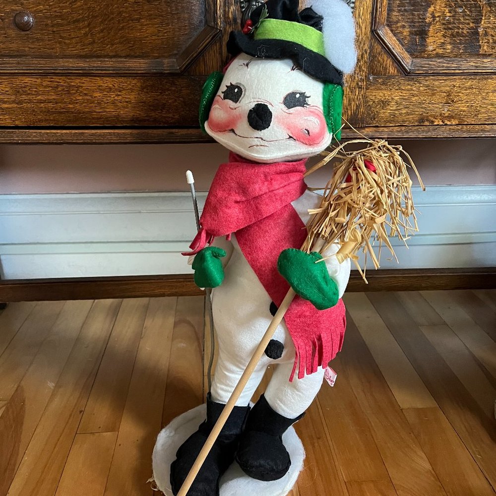 Annalee Snowman w/stand 21" 1990